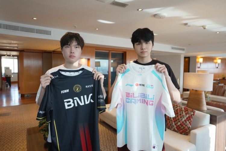 LPL分享动态：Social时间到～Bin与BFX上路选手Clear交换队服